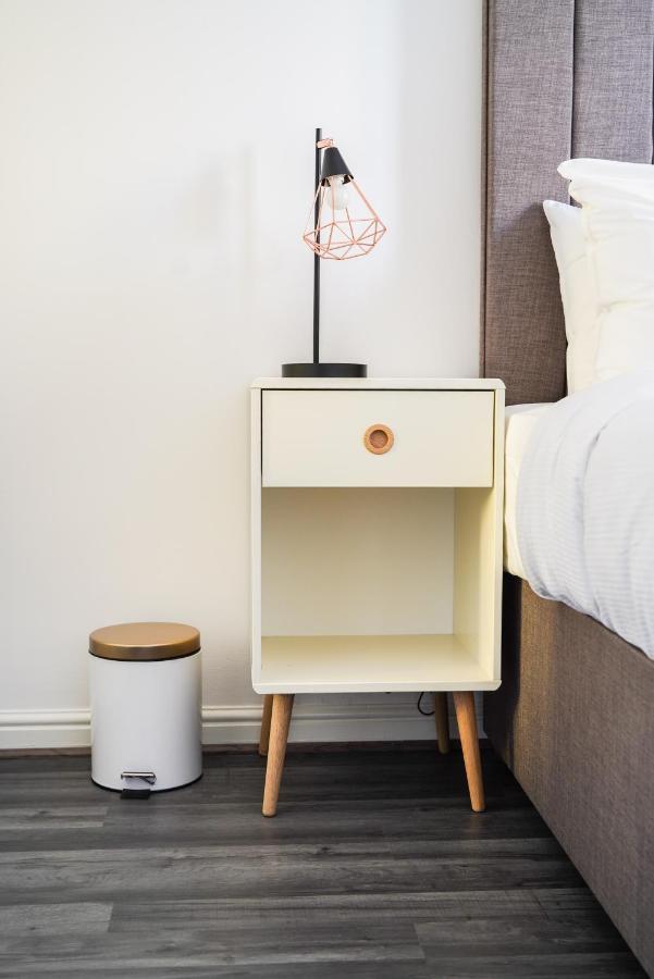 Suites By Rehoboth - Abbey Wood Station - London Zone 4 Eksteriør bilde