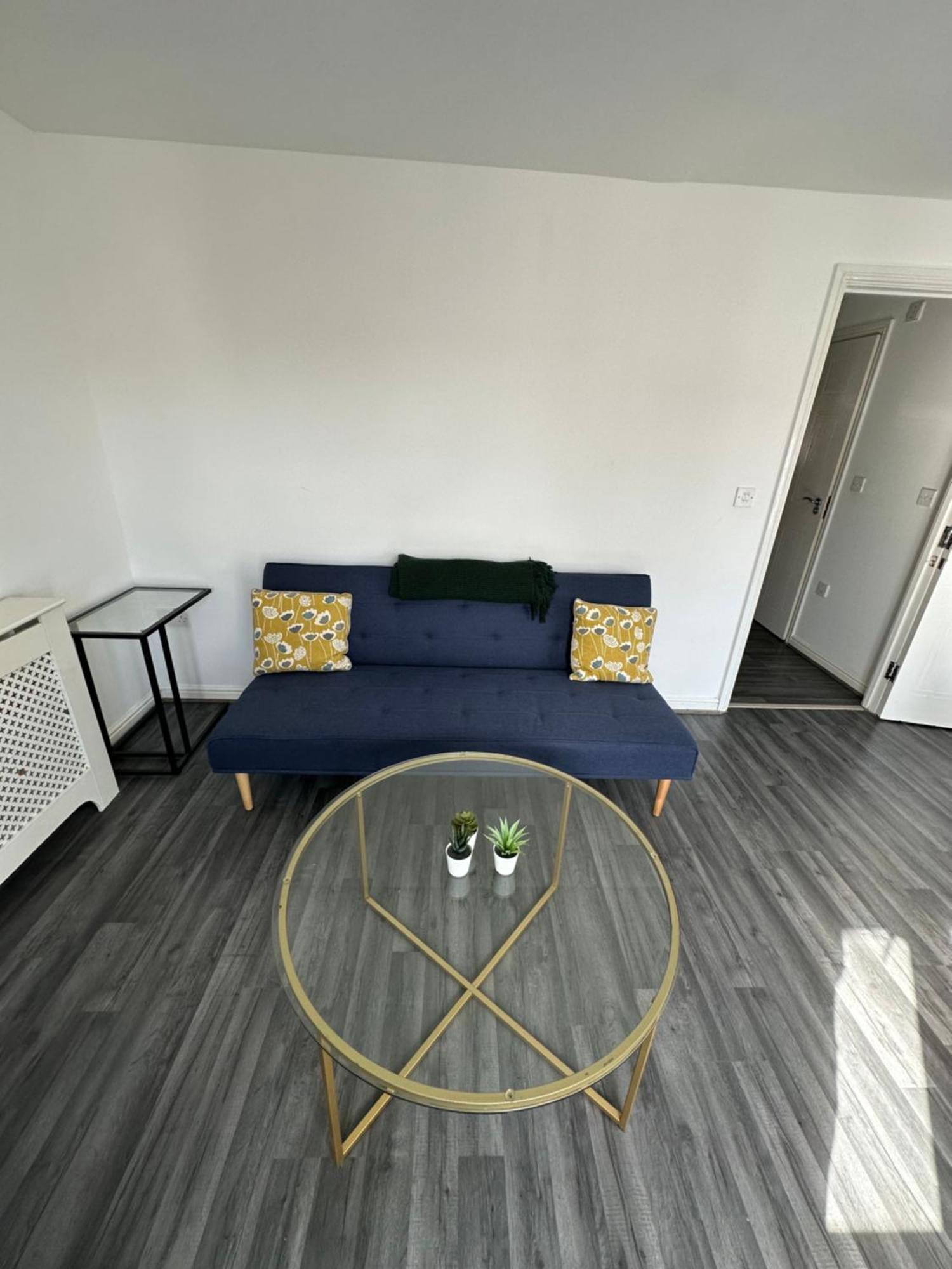 Suites By Rehoboth - Abbey Wood Station - London Zone 4 Eksteriør bilde